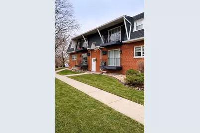 5749 Circle Drive, Oak Lawn, IL 60453 - Photo 1