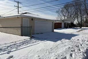 370 Clyde Ave, Calumet City, IL 60409 - Photo 19