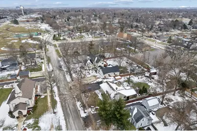 215 E Pine Avenue, Roselle, IL 60172 - Photo 31