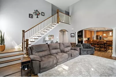 6613 Carl Court, Woodridge, IL 60517 - Photo 9