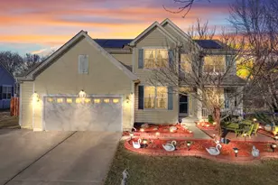 2022 Torino Dr, Elgin, IL 60123 - Photo 47