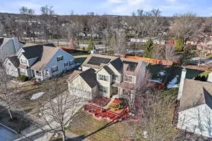 2022 Torino Dr, Elgin, IL 60123 - Photo 43