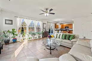 2022 Torino Dr, Elgin, IL 60123 - Photo 23