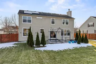 2022 Torino Dr, Elgin, IL 60123 - Photo 41