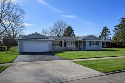 516 Lincolnshire Drive, Sycamore, IL 60178 - Photo 1