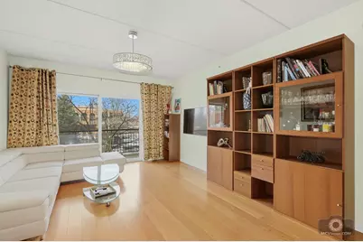 3401 N Carriageway Drive #208, Arlington Heights, IL 60004 - Photo 5