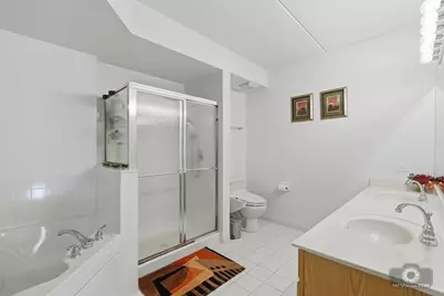 3401 N Carriageway Drive #208, Arlington Heights, IL 60004 - Photo 13