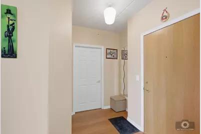 3401 N Carriageway Drive #208, Arlington Heights, IL 60004 - Photo 3