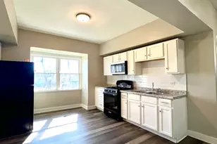 402 Allen St, Joliet, IL 60436 - Photo 5