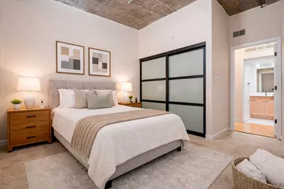 1033 W 14th Place #236, Chicago, IL 60608 - Photo 17