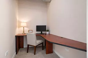 1033 W 14th Pl, Chicago, IL 60608 - Photo 11