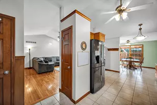 1829 Derek Dr, Normal, IL 61761 - Photo 9