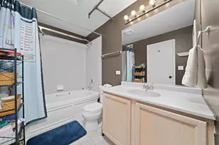 1834 Ridge Ave, Evanston, IL 60201 - Photo 15