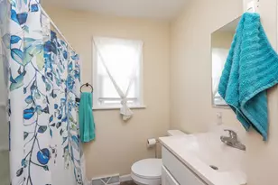 335 E Oak St, Watseka, IL 60970 - Photo 17