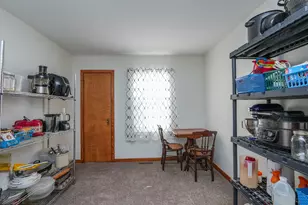 335 E Oak St, Watseka, IL 60970 - Photo 19