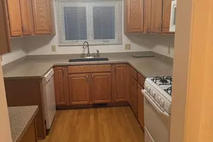 545 29th Ave, East Moline, IL 61244 - Photo 5