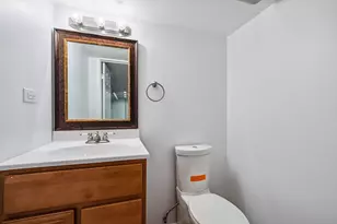 1 Camberley Ct, Hinsdale, IL 60521 - Photo 31