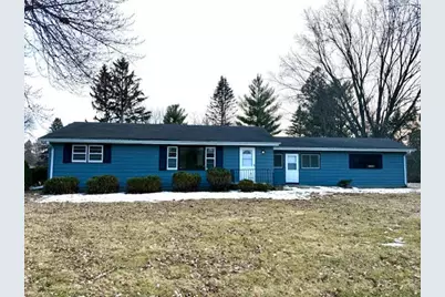 1811 West Main Street, Sleepy Hollow, IL 60118 - Photo 1