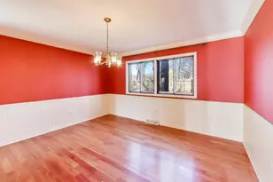 26W548 Prairie Ave, Winfield, IL 60190 - Photo 15