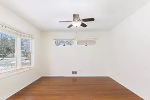 510 S President St, Wheaton, IL 60187 - Photo 15