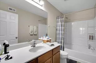 8307 Newbridge Ct, Joliet, IL 60431 - Photo 23