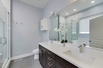 1169 W Madison Street #4W, Chicago, IL 60607 - Photo 13