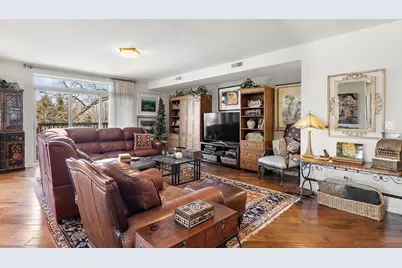 425 Benjamin Drive #403, Vernon Hills, IL 60061 - Photo 3