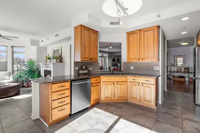 425 Benjamin Drive #403, Vernon Hills, IL 60061 - Photo 7