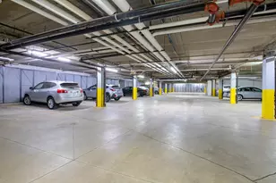 425 Benjamin Dr, Vernon Hills, IL 60061 - Photo 21