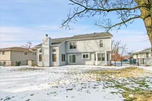 345 N Park Ave, Lombard, IL 60148 - Photo 37