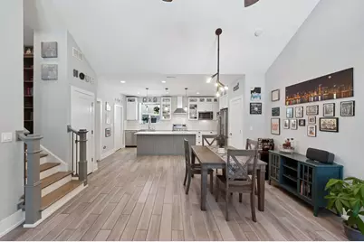 1444 Sycamore Lane, Northbrook, IL 60062 - Photo 5