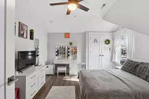 1444 Sycamore Ln, Northbrook, IL 60062 - Photo 15