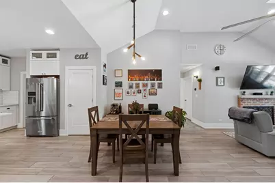 1444 Sycamore Lane, Northbrook, IL 60062 - Photo 11