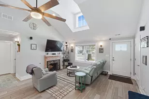 1444 Sycamore Ln, Northbrook, IL 60062 - Photo 7