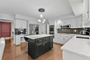 18118 Whitman Ln, Lansing, IL 60438 - Photo 5