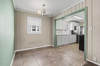 309 S May Street, Joliet, IL 60436 - Photo 5