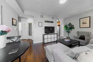3406 N Bell Ave, Chicago, IL 60618 - Photo 5