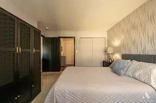 801 N McLean Blvd, Elgin, IL 60123 - Photo 15