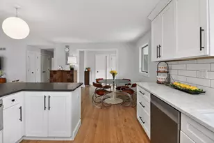 1002 Longmeadow Ln, Western Springs, IL 60558 - Photo 9