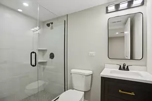 528 E 191st Pl, Glenwood, IL 60425 - Photo 23