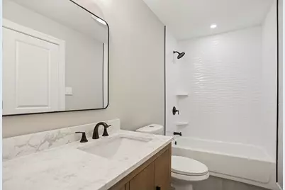 528 E 191st Place, Glenwood, IL 60425 - Photo 17