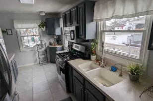 608 N Joyce St, Lombard, IL 60148 - Photo 5