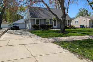 608 N Joyce St, Lombard, IL 60148 - Photo 1