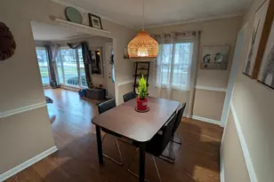 608 N Joyce St, Lombard, IL 60148 - Photo 9