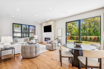 377 S Prairie Avenue, Elmhurst, IL 60126 - Photo 17