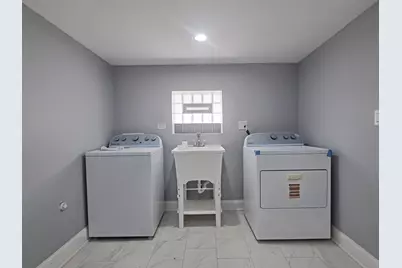 [Address not provided], Maywood, IL 60153 - Photo 23