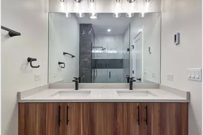 3015 N Normandy Avenue, Chicago, IL 60634 - Photo 13