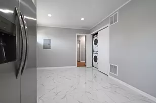 7305 Arcadia St, Morton Grove, IL 60053 - Photo 9