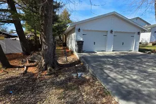 600 W Ford St, Energy, IL 62933 - Photo 9