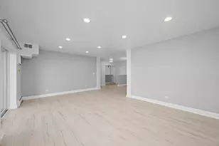 525 S Cleveland Ave, Arlington Heights, IL 60005 - Photo 9